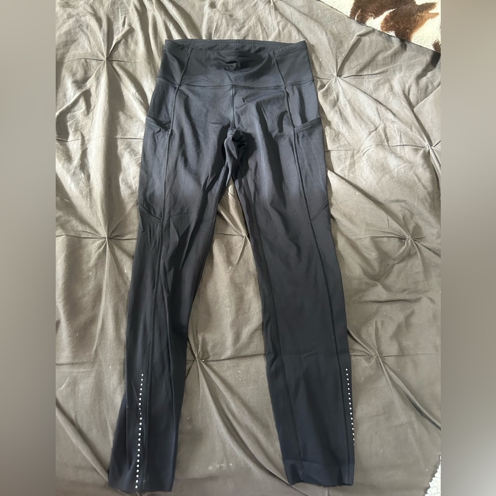 Lululemon leggings size 6 25” length